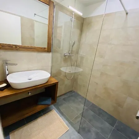 Večernica Trangoška Chopok Jasna Juh * Tale